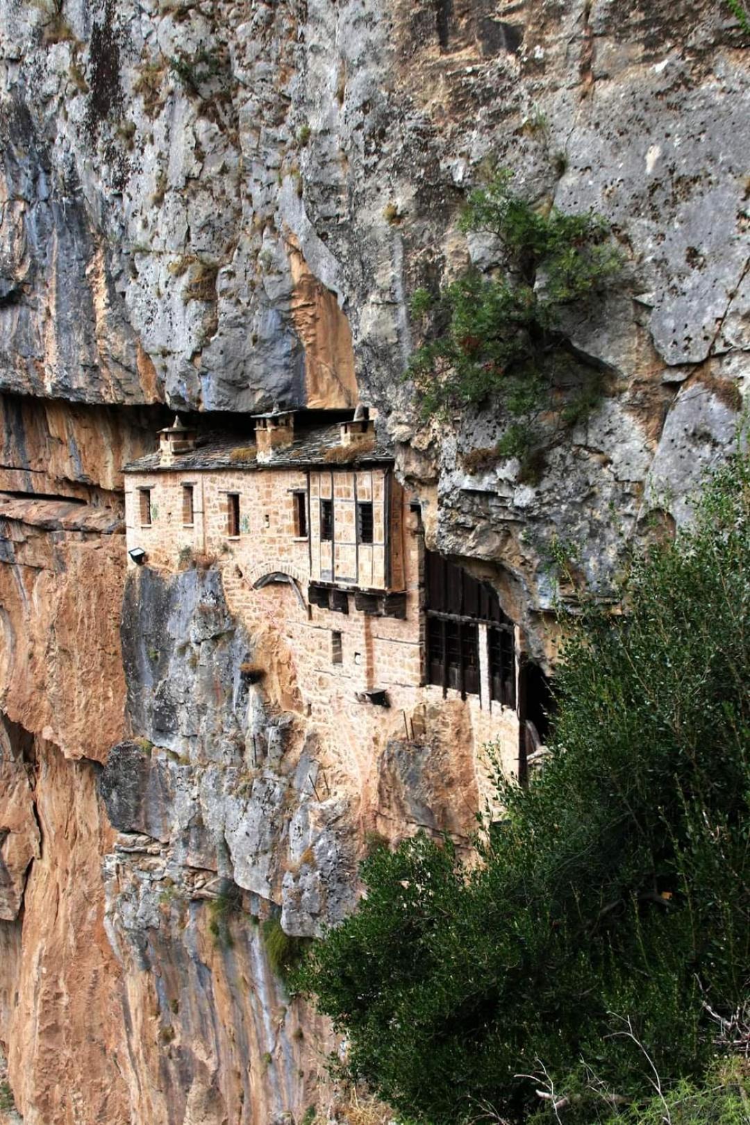 Traditional Guesthouse Marousio Rodavgi Exterior photo